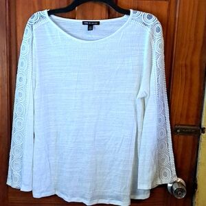 Beautiful long sleeve top